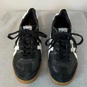 COPY - RARE Onitsuka Tiger Tokuten shoes black gum sole